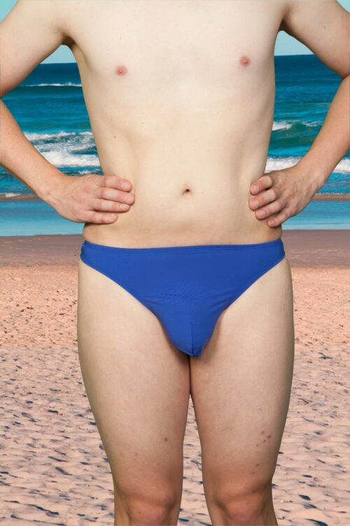 Discretely pouched regular Thong